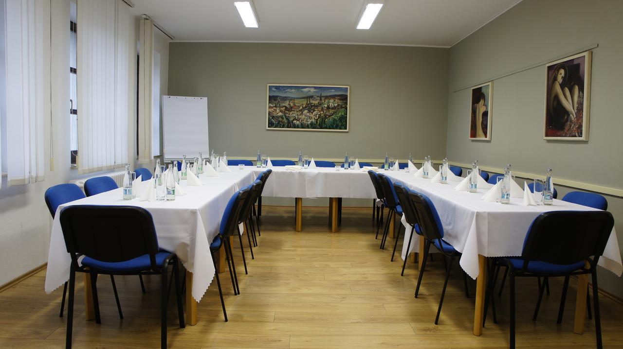 Hanacky Dvur Olmütz Exterior foto