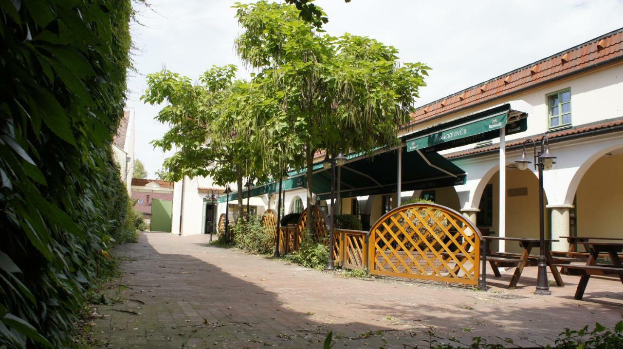 Hanacky Dvur Olmütz Exterior foto