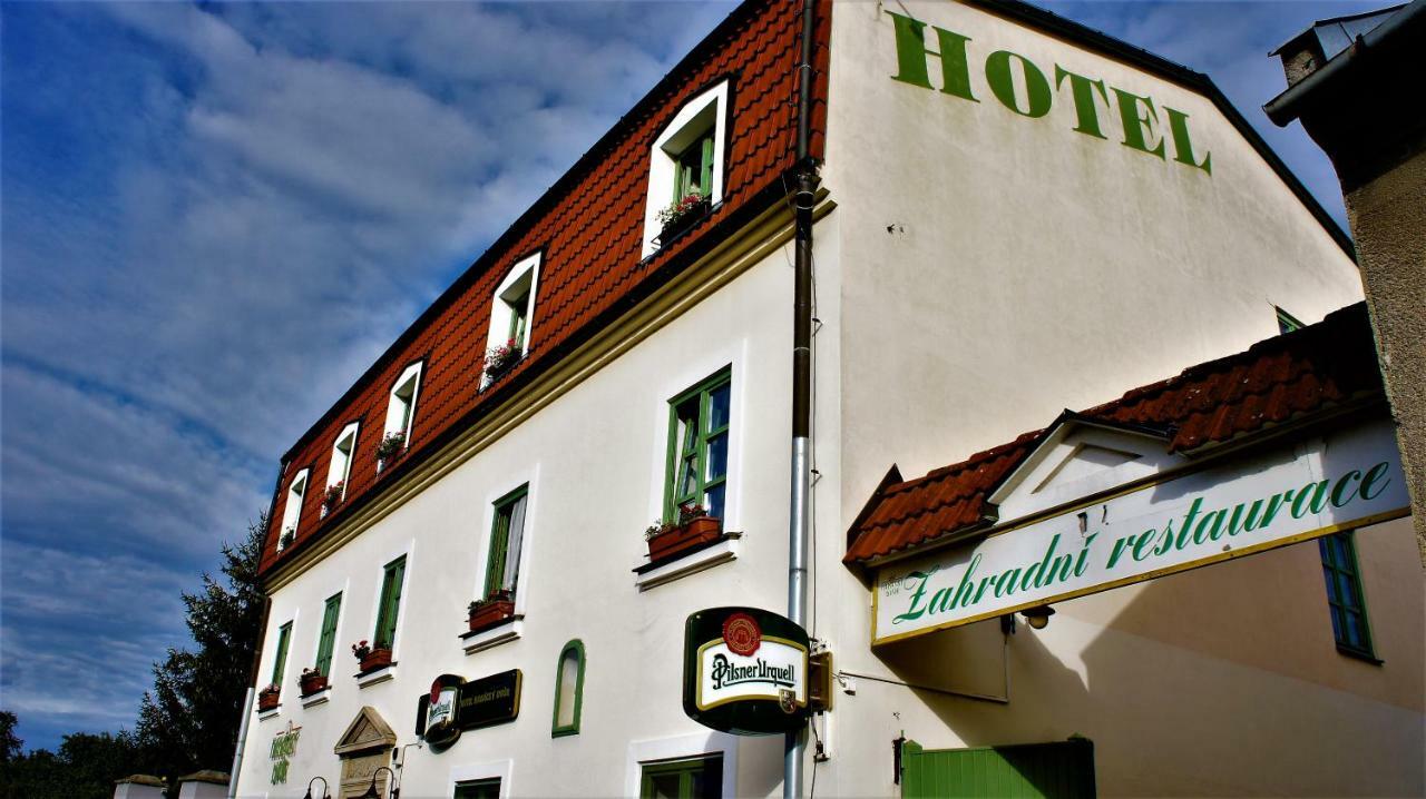 Hanacky Dvur Olmütz Exterior foto